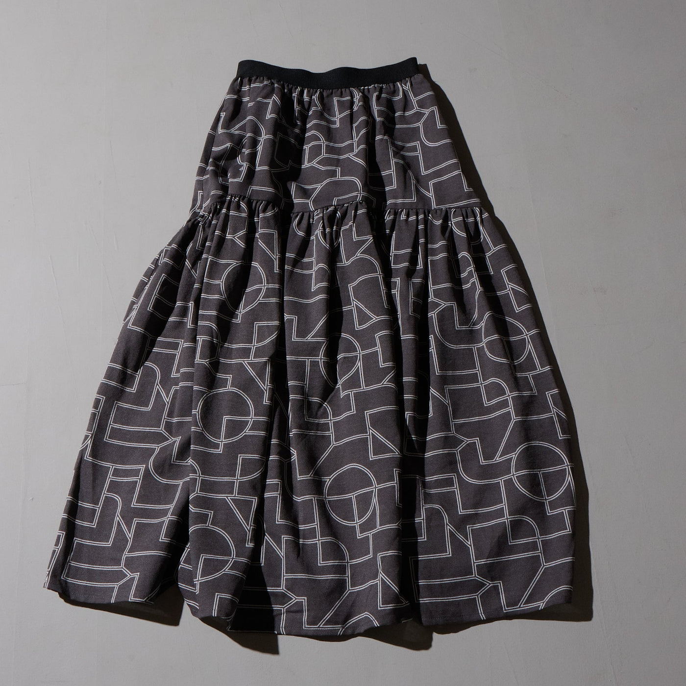 GEOMETRIC PRINT SKIRT - モアプラス moreplus