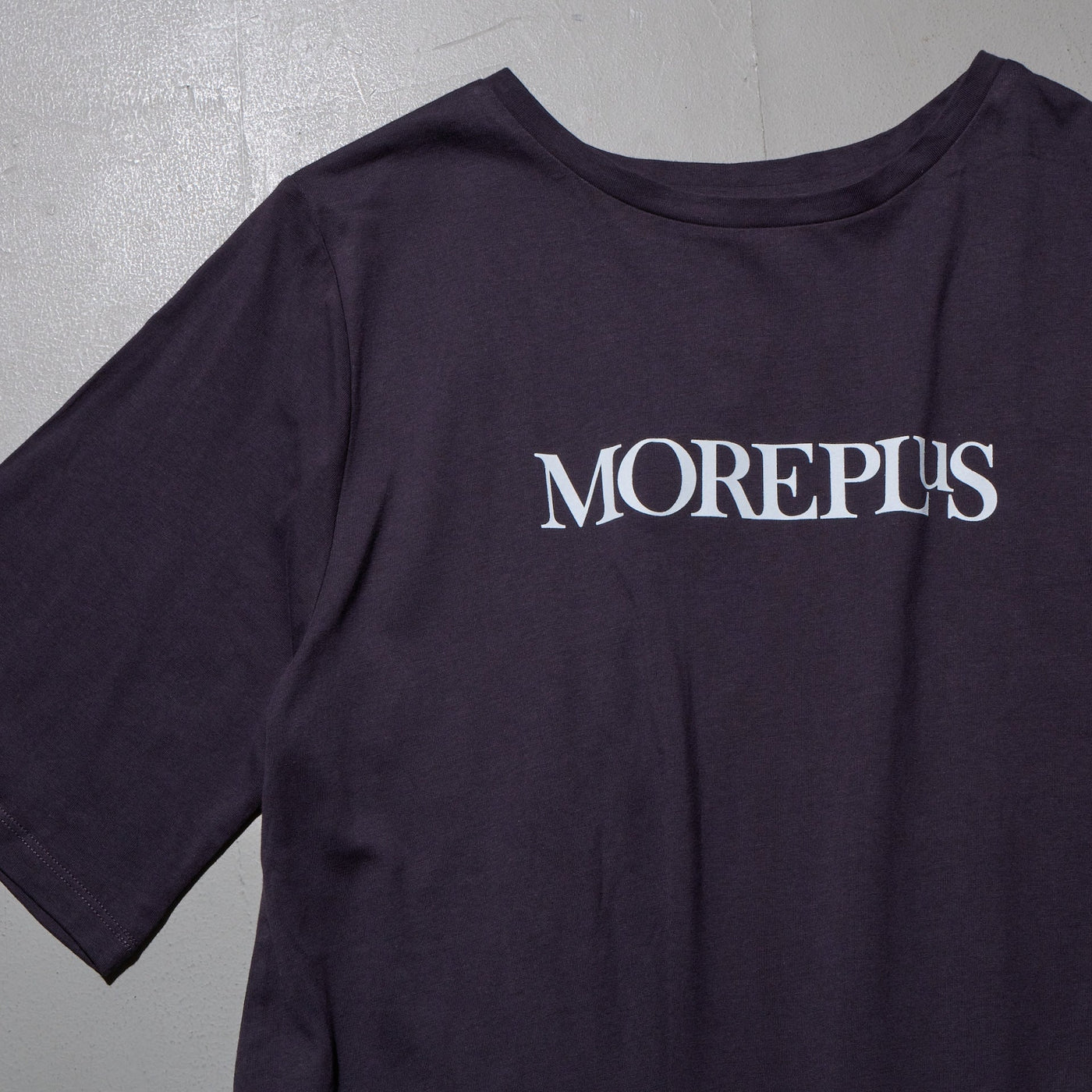 LOGO T DRESS - モアプラス moreplus